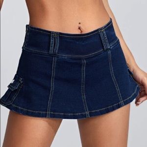 Y2K skirt with shorts under